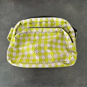 Baggu Fannypack Pink/Pistachio Pixel Gingham - like new